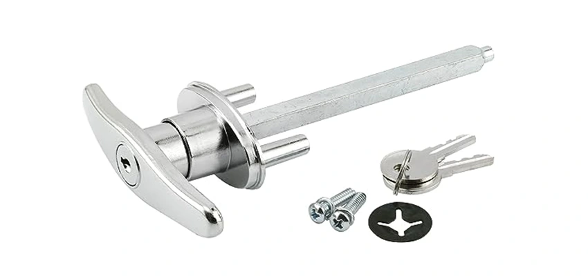 Old Style Garage Door Locks Replacements in Alta Sierra, California