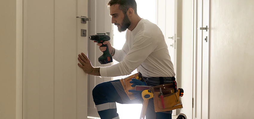 Mailbox Lock Installation Expert in Alta Sierra, California