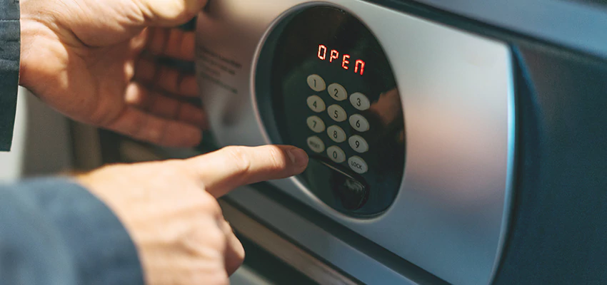 Cash Safe Openers in Alta Sierra, California