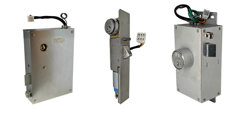 Locksmith For RR Fence Gates Brink Lock in Alta Sierra, CA