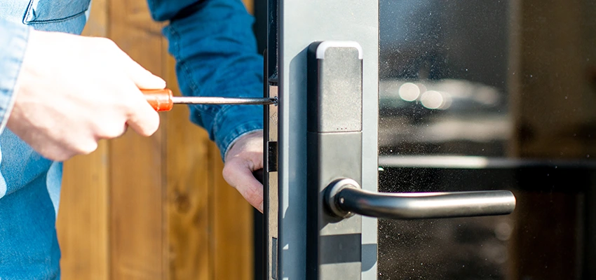 Aluminium Door Lock Replacement in Alta Sierra, California
